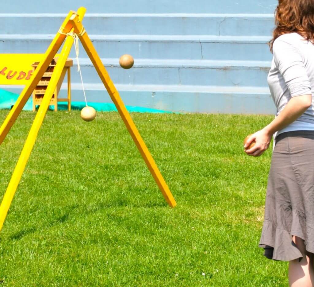 boule-pendante jeu de lancer traditionnel 