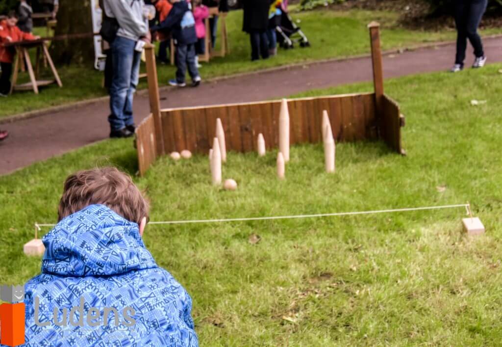 jeu de lancer traditionnel en bois 