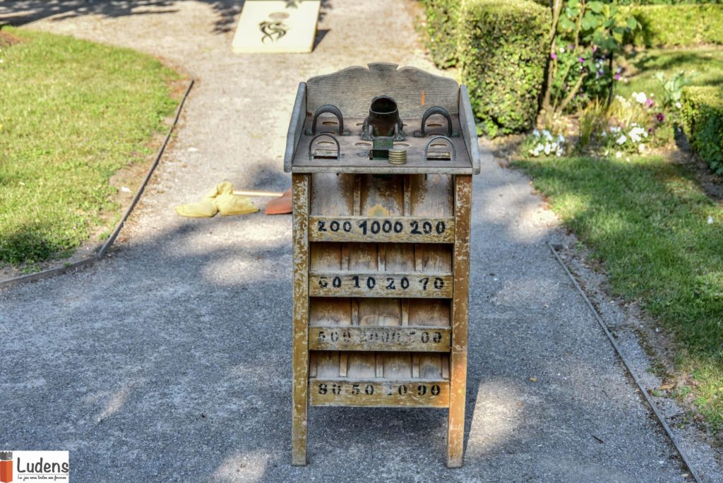 La Grenouille jeu traditionnel en bois de lancé